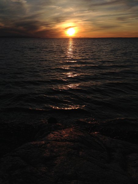 Море в темноте