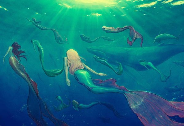 Русалка в море