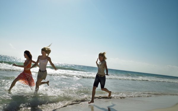 Девушка море радость