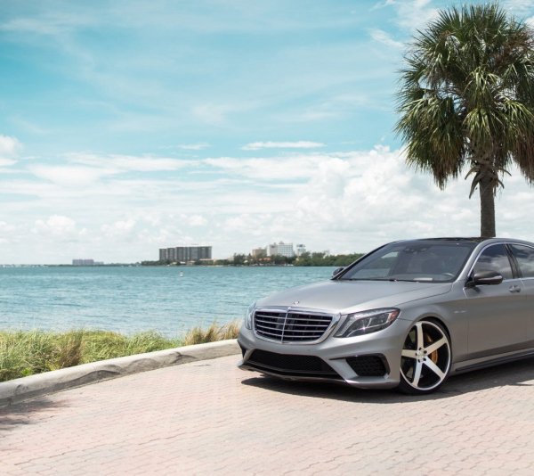 Mercedes s class w222 Wallpaper