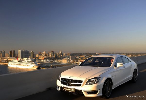 Mercedes-Benz cls63 AMG зима