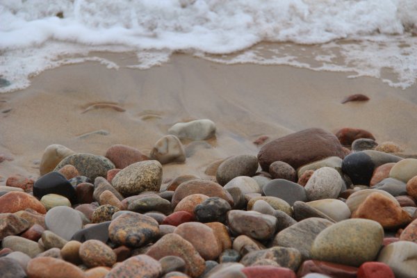 Пляж с Галькой и песком