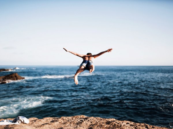 Сальто в море