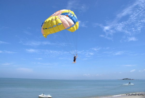 Парашют на море