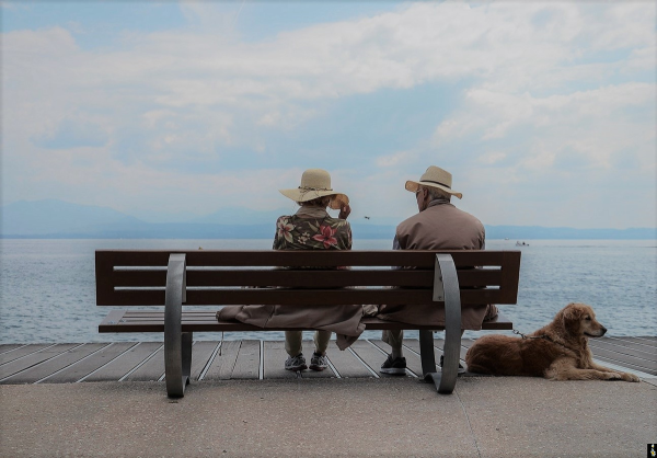 Счастливые пары в возрасте