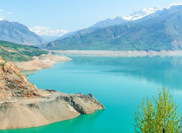 Чарвакское водохранилище Узбекистан