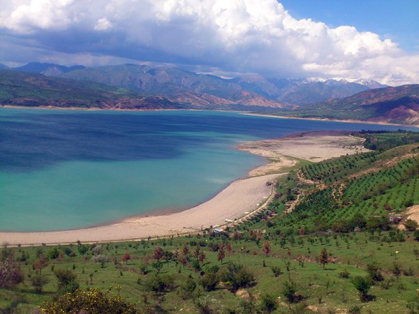 Чарвак Ташкент пляж