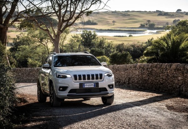 Jeep Grand Cherokee 6000