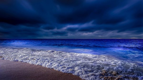 Море серо голубое волны
