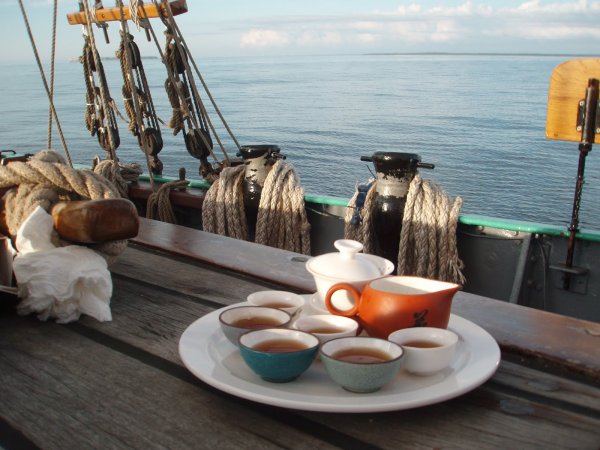 Чаепитие с видом на море