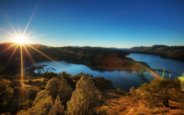 Горы солнце