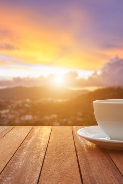 Утро солнце чашка кофе