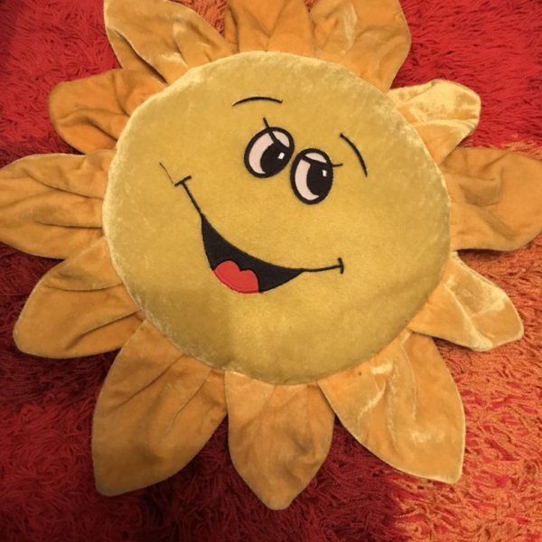 Игрушка в виде солнца