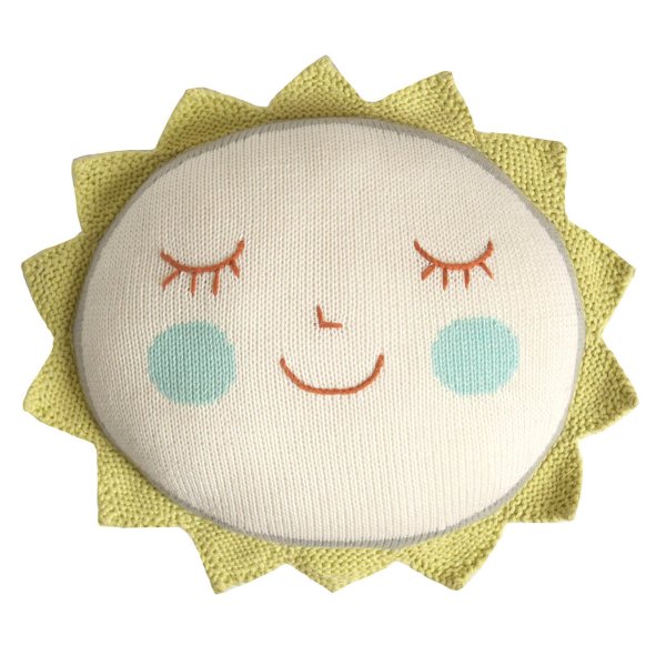 Солнце и Луна и игрушки и подушки