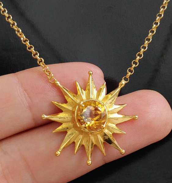 Кулон солнце