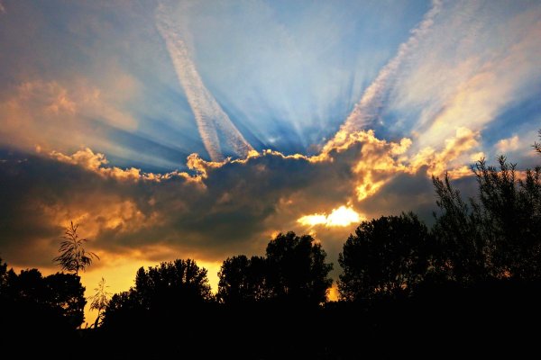 Солнце с облаками для дошкольников