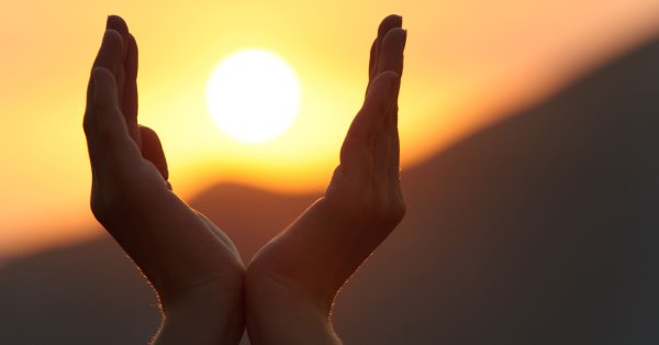 Солнце в ладошках