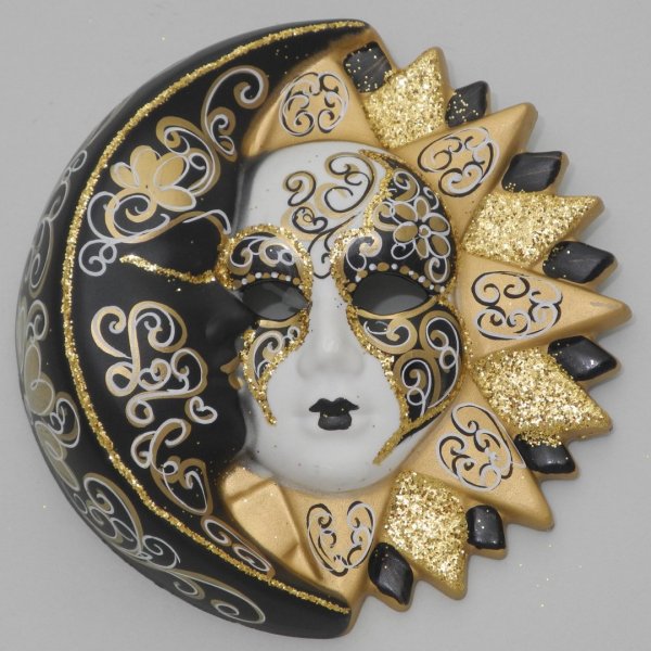 Маска солнце и Луна