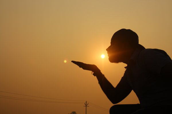 Влюбленные в солнечных лучах