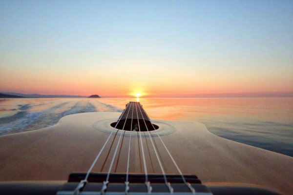 Гитара закат