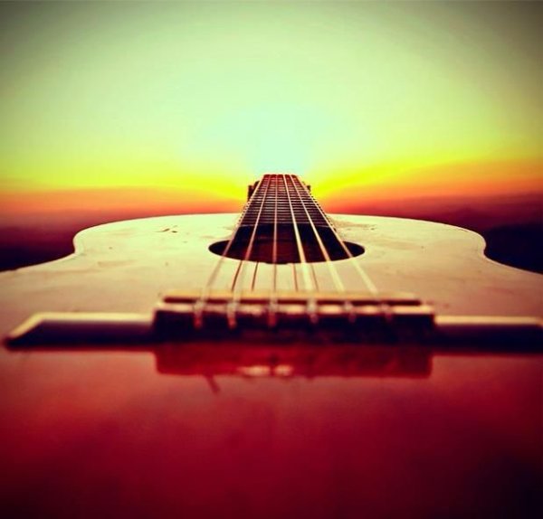 Гитара закат