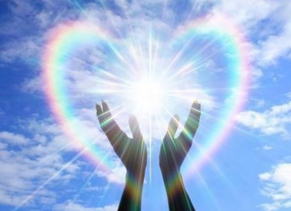 Человек в солнечных лучах