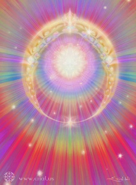 Женщина в потоке света