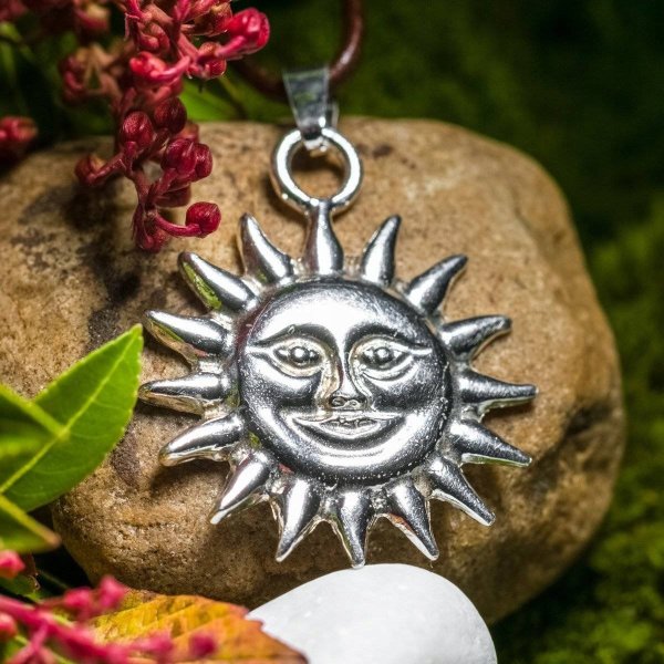 Солнце декоративное