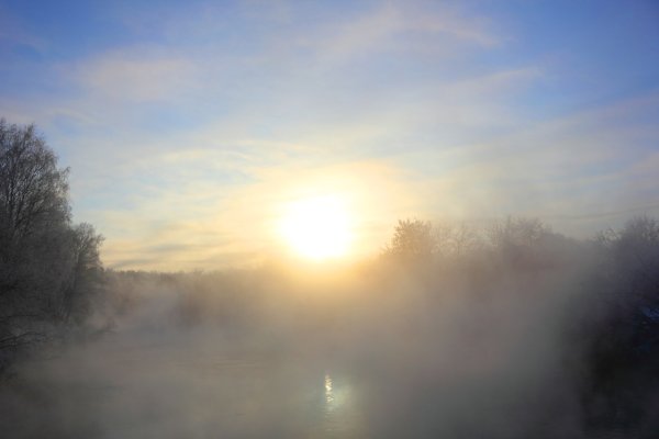 Отражение солнца в воде