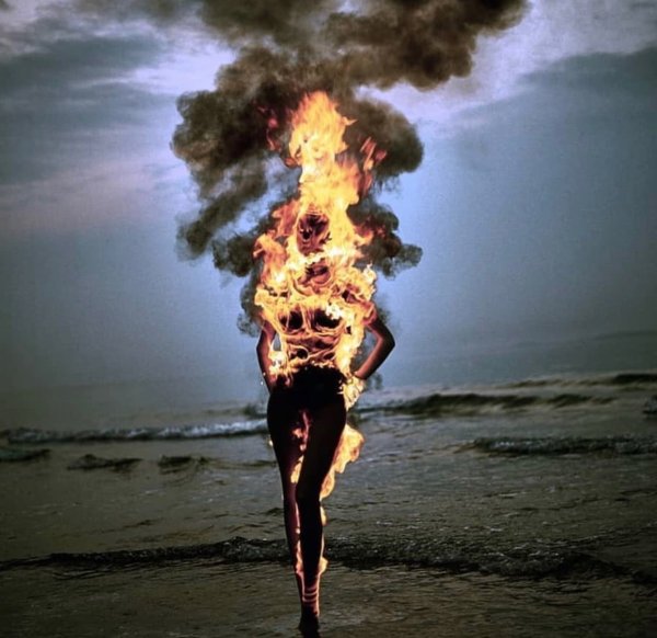 Сара Коннор сгорает