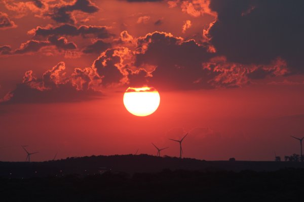 Тусклый закат