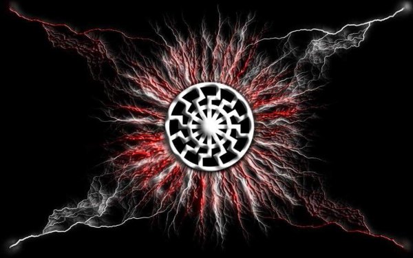 Чёрное солнце на фоне природы