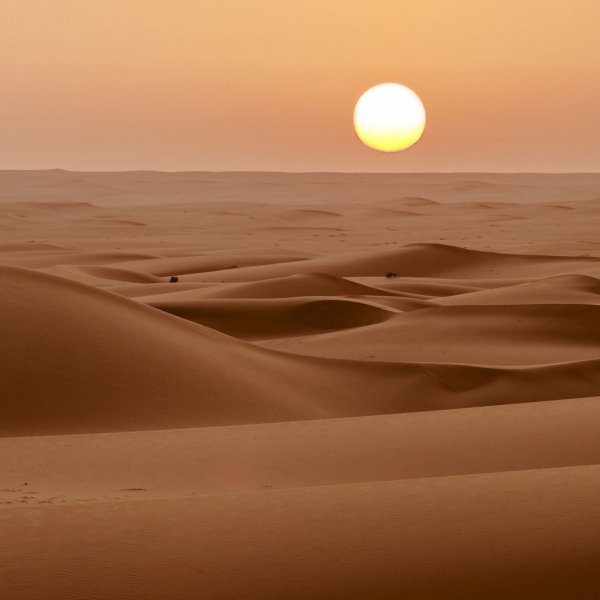 Солнце в пустыне