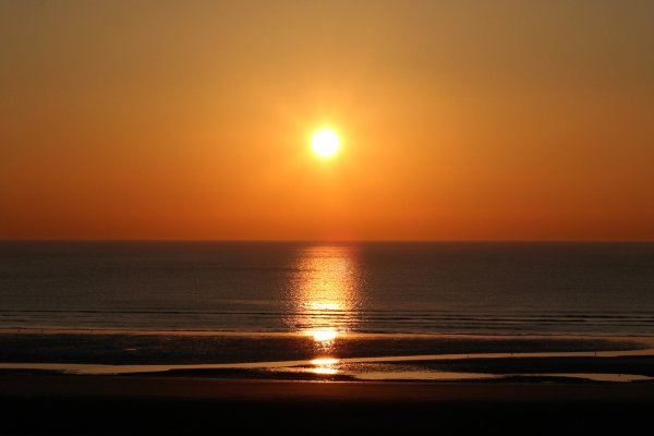 Солнце над морем