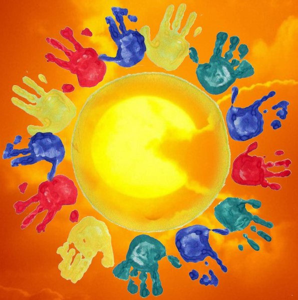 Протянуть руки к солнцу