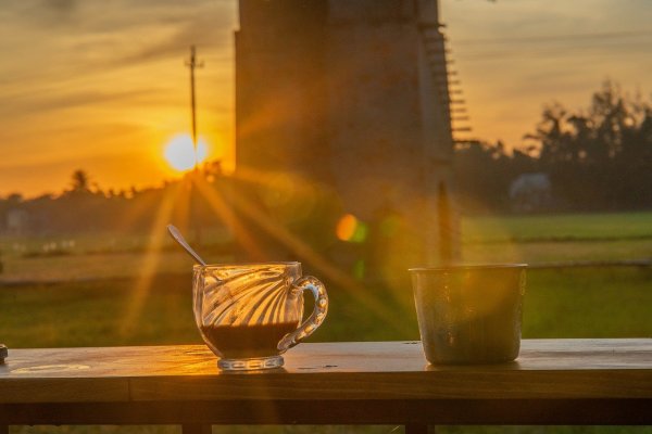 Утро кофе солнце