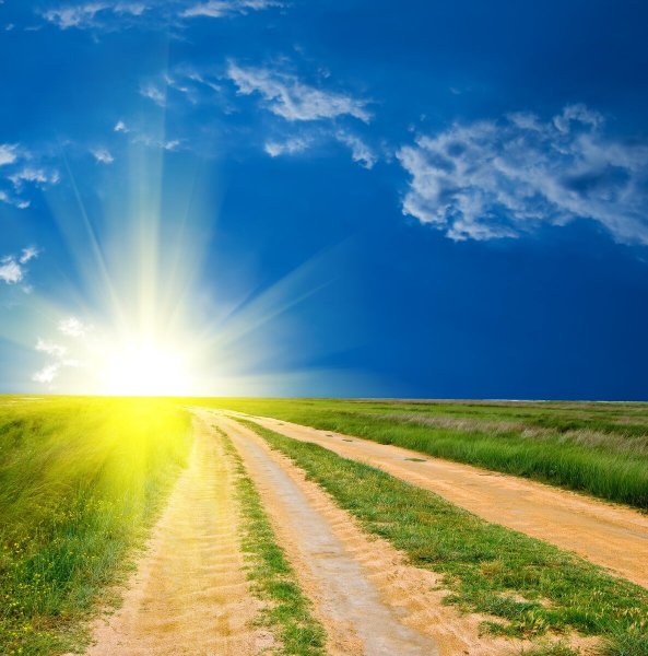 Яркое солнце