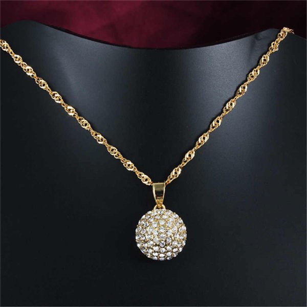 Золотая цепочка с подвеской