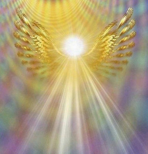 Ангел с крыльями