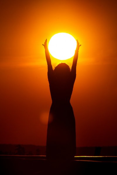 Фото солнца с улыбкой