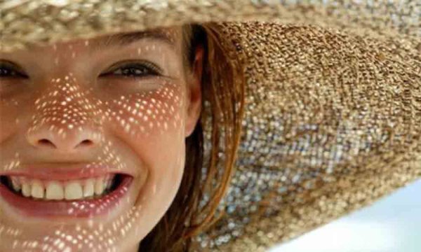 Блики солнца на лице