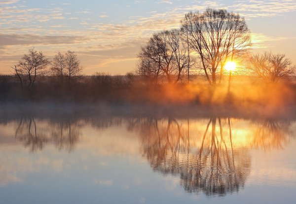 Морозный осенний рассвет