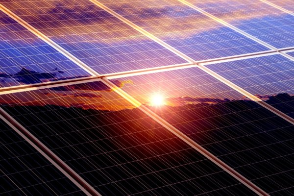 Солнечные батареи панорама