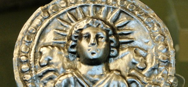 Львиноголовый Бог Митра