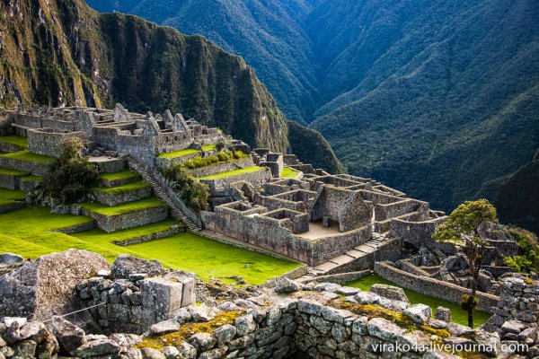 Мачу Пикчу храм кондора