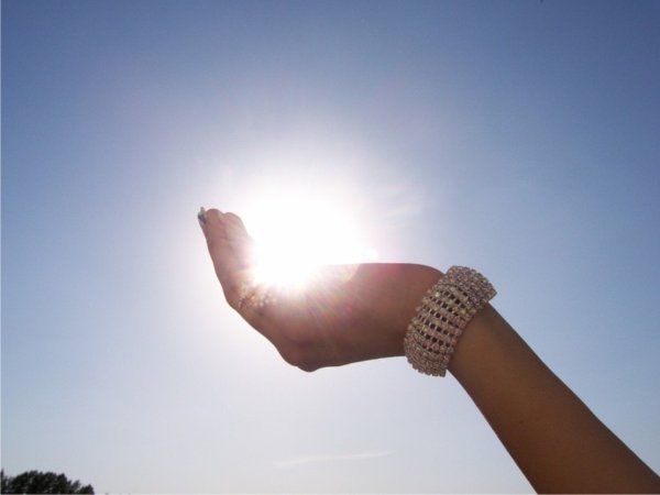 Солнце в ладошках