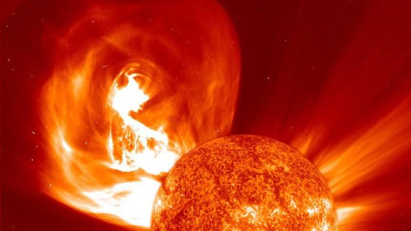 Взрыв в космосе