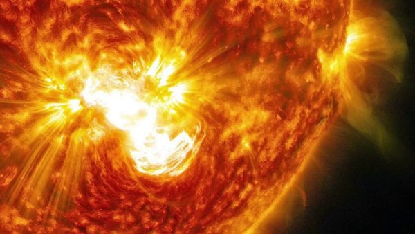 Гамма-вспышки на солнце