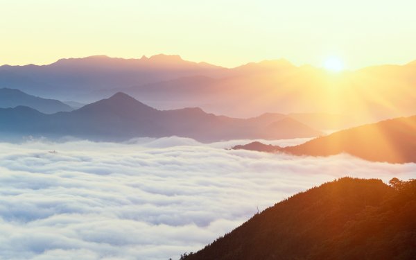 Рассвет в горах