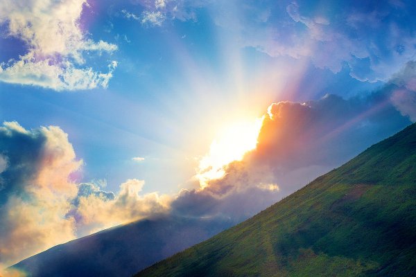 Небо солнце горы море